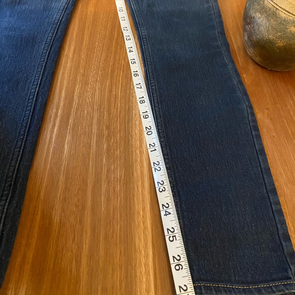 H&M Jeans Eu size 27 (us size 6) dark wash skinny jeans. Worn twice, like new - Picture 5 of 7